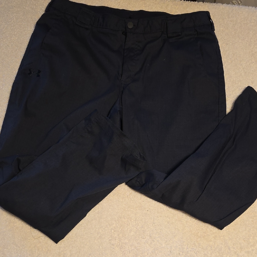 Under Armour Men's Dark Blue Chinos